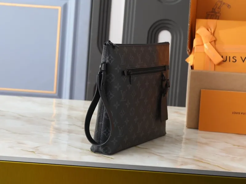 Alternative view of LV Clutch Bags-44
