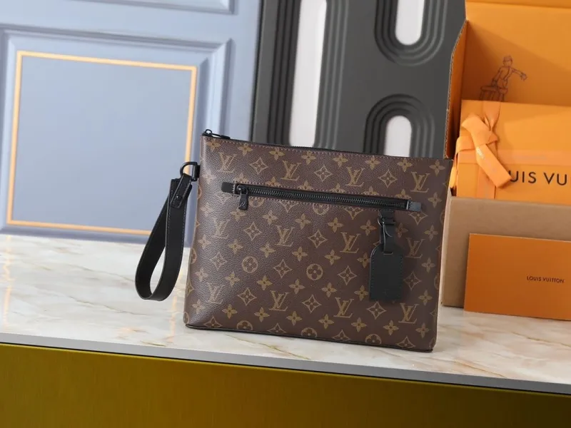 LV Clutch Bags-45