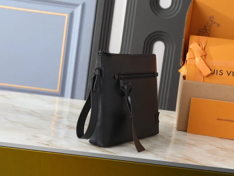 Alternative view of LV Clutch Bags-48
