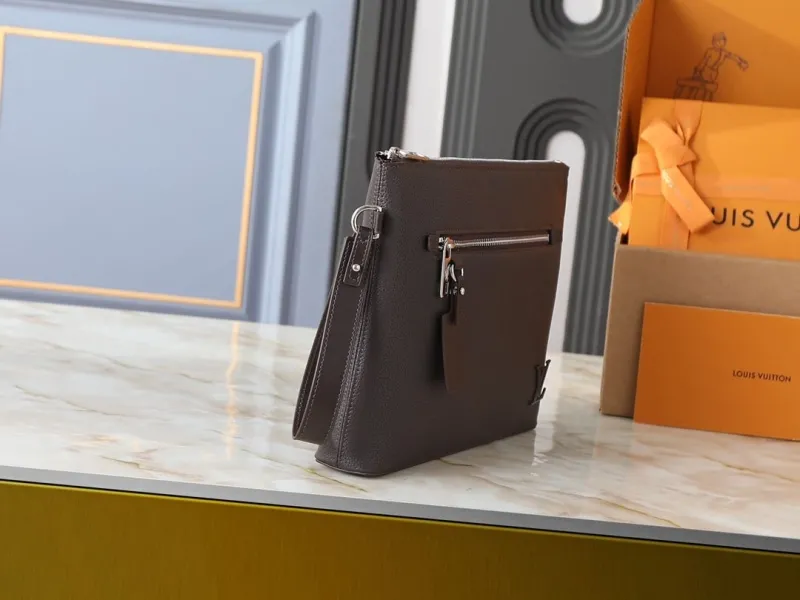 Alternative view of LV Clutch Bags-50