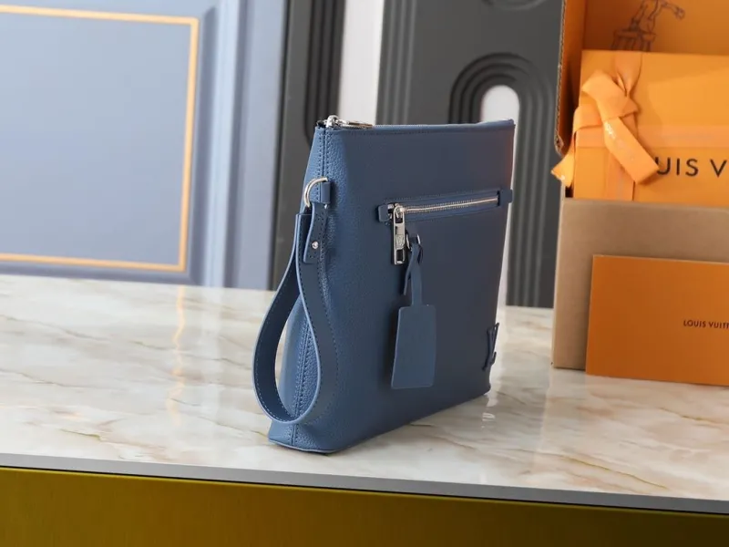 Alternative view of LV Clutch Bags-51