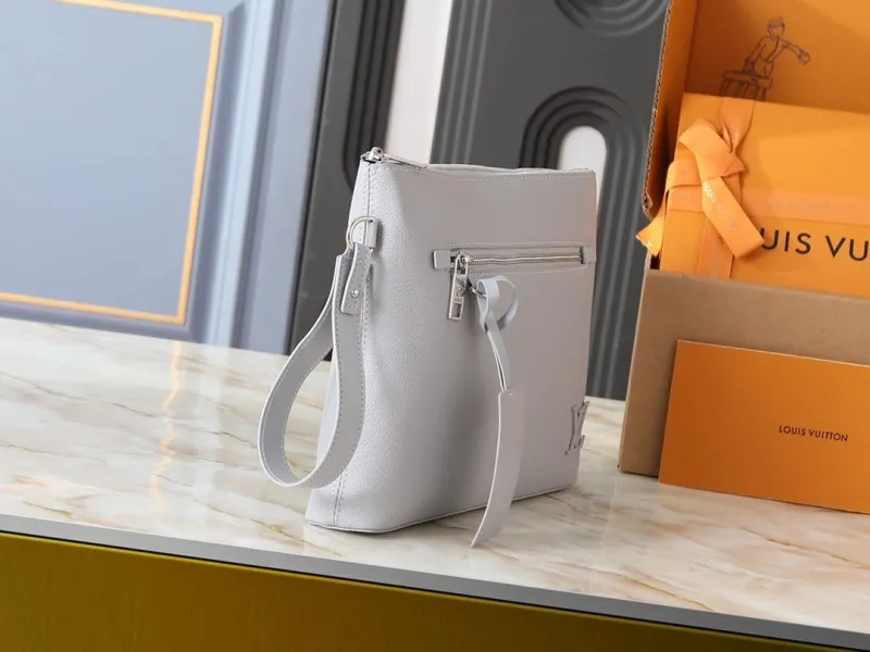 Alternative view of LV Clutch Bags-53