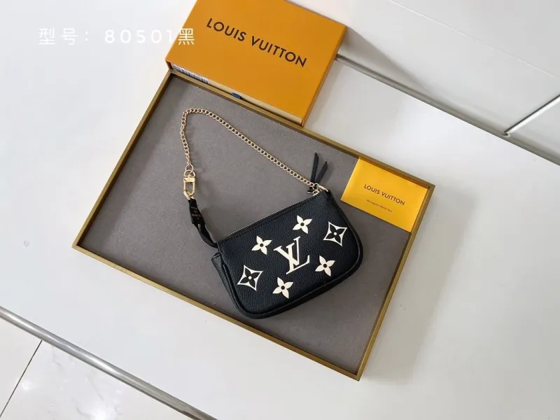 LV Clutch Bags-68