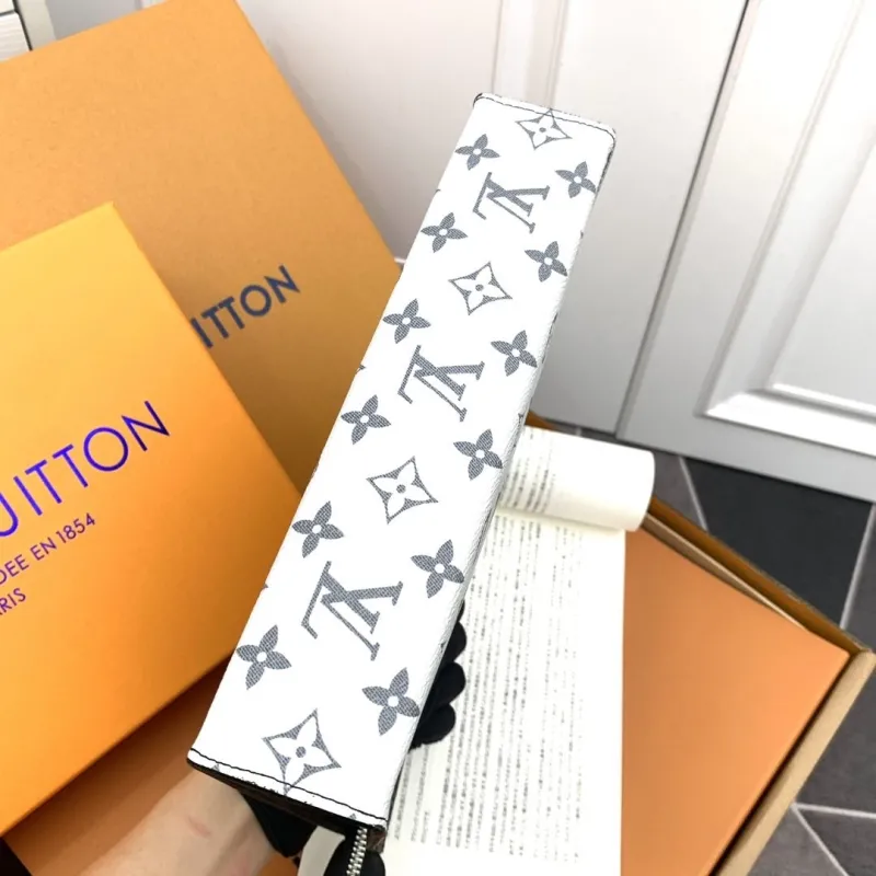 LV Clutch Bags-76 - Image 3