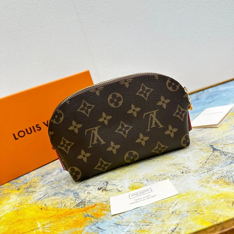 LV Clutch Bags-82