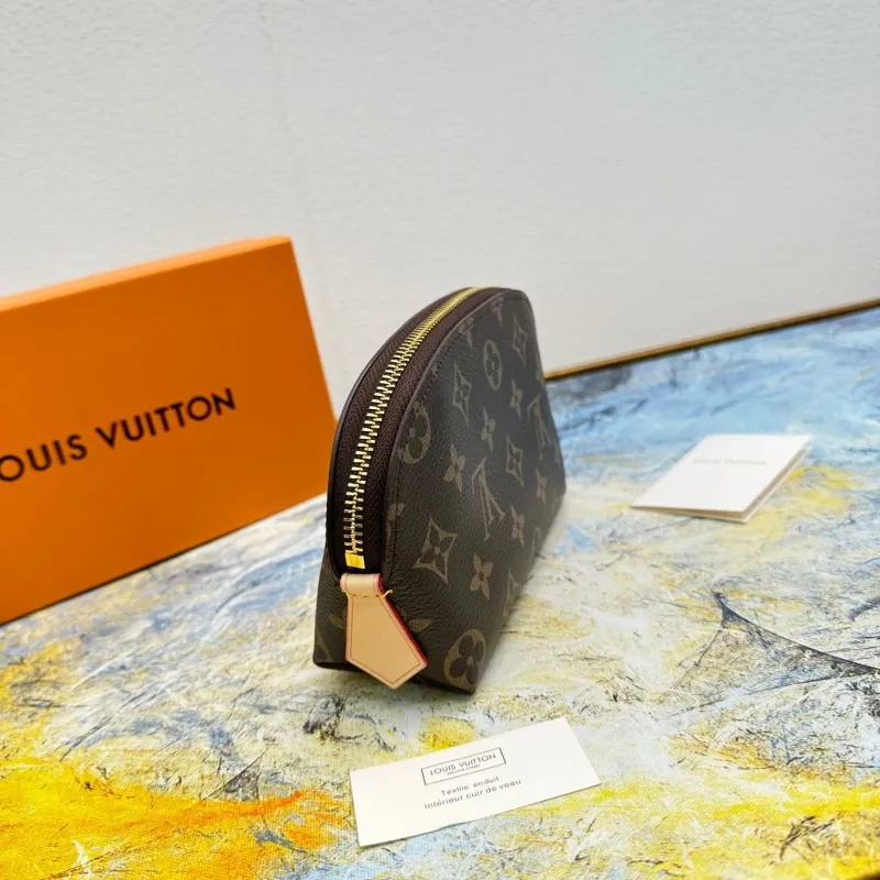 Alternative view of LV Clutch Bags-82