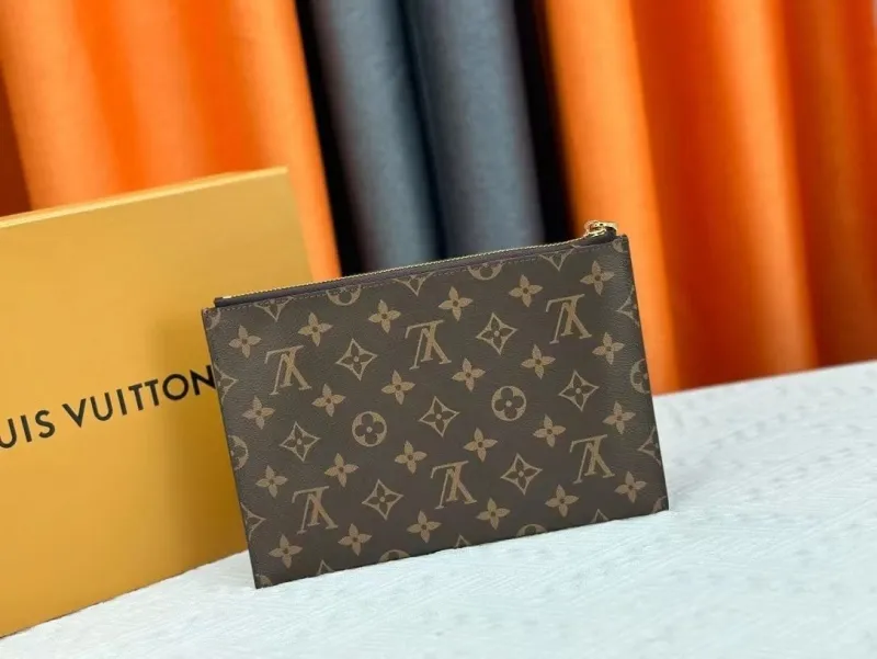 LV Clutch Bags-101 - Image 3