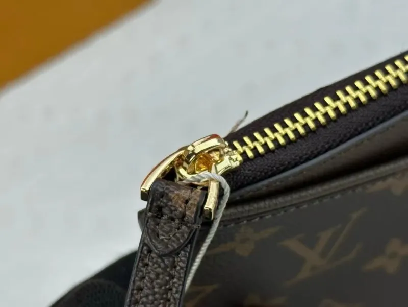 LV Clutch Bags-101 - Image 7