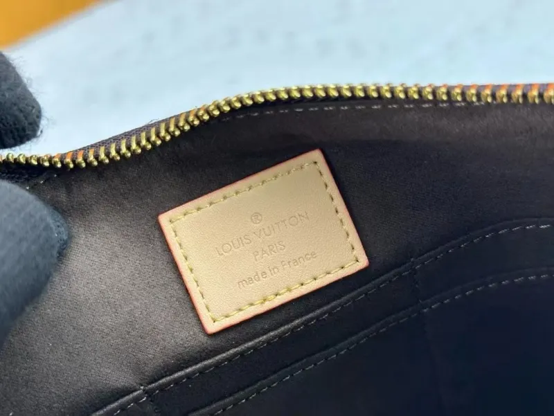 LV Clutch Bags-101 - Image 9