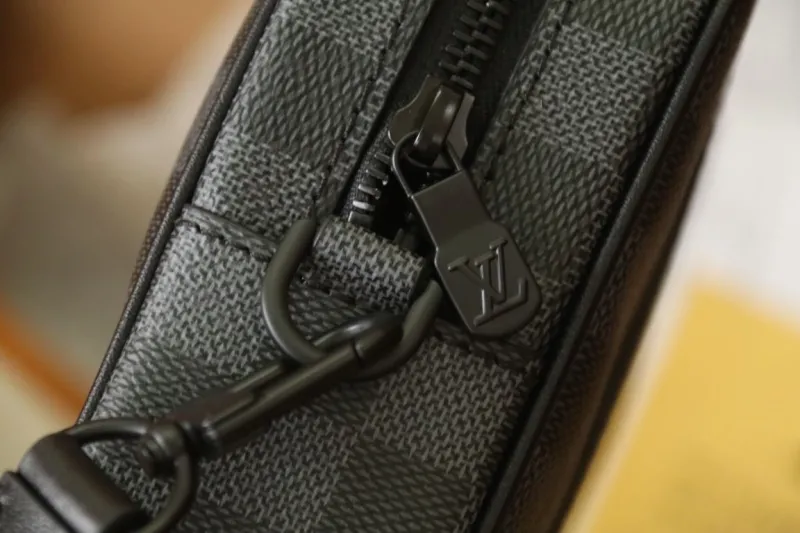 LV Clutch Bags-103 - Image 5