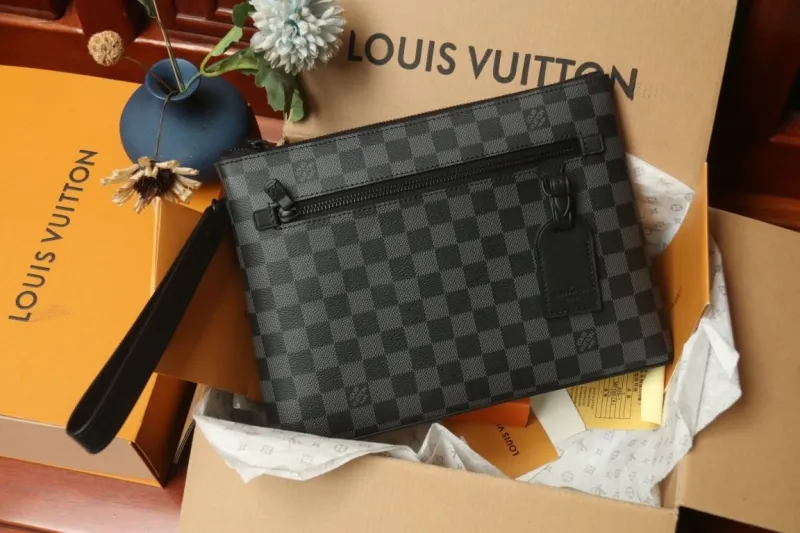 LV Clutch Bags-106