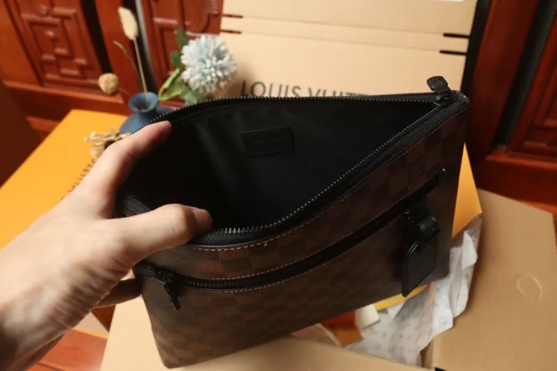 LV Clutch Bags-107 - Image 8