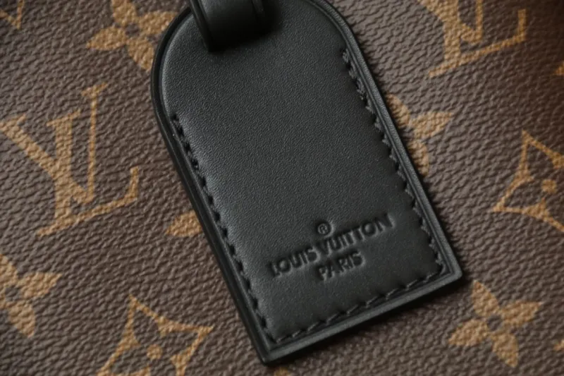 LV Clutch Bags-109 - Image 4