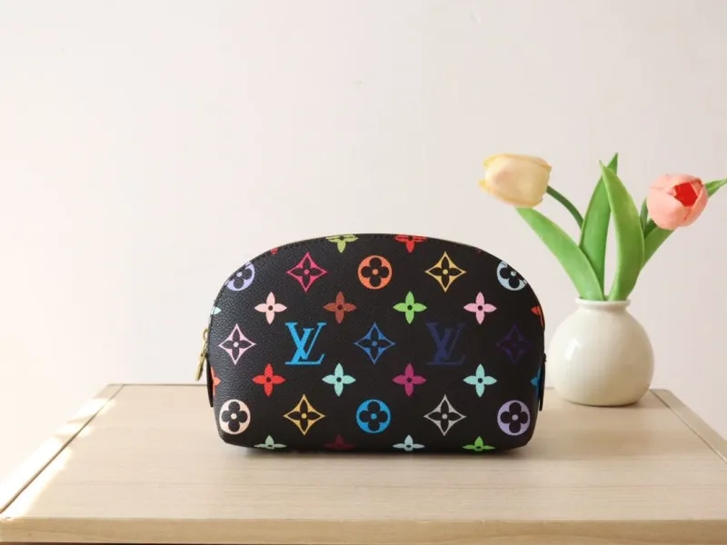 LV Clutch Bags-113