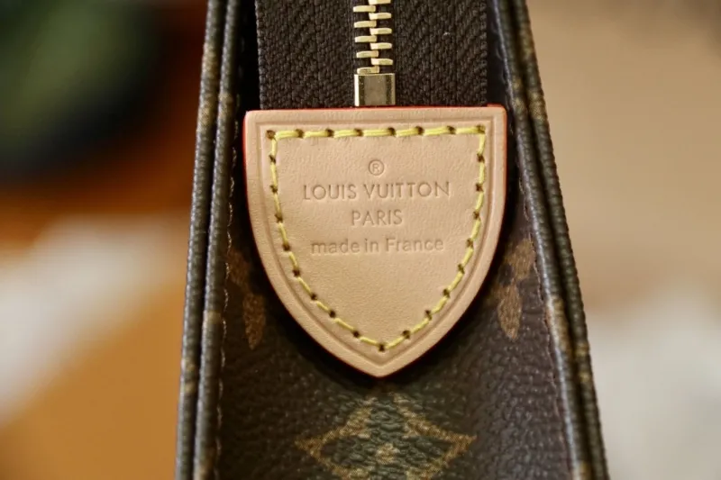 LV Clutch Bags-115 - Image 8