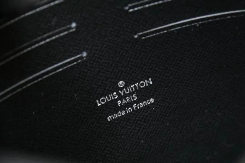 LV Clutch Bags-132 - Image 9