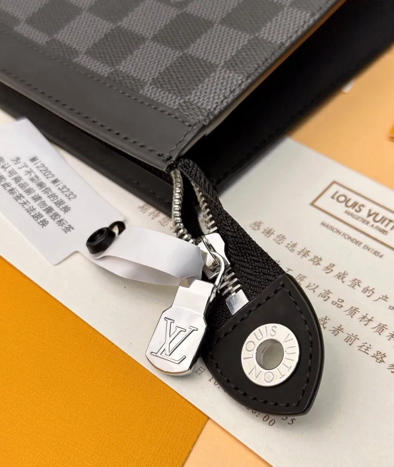 LV Clutch Bags-133 - Image 9