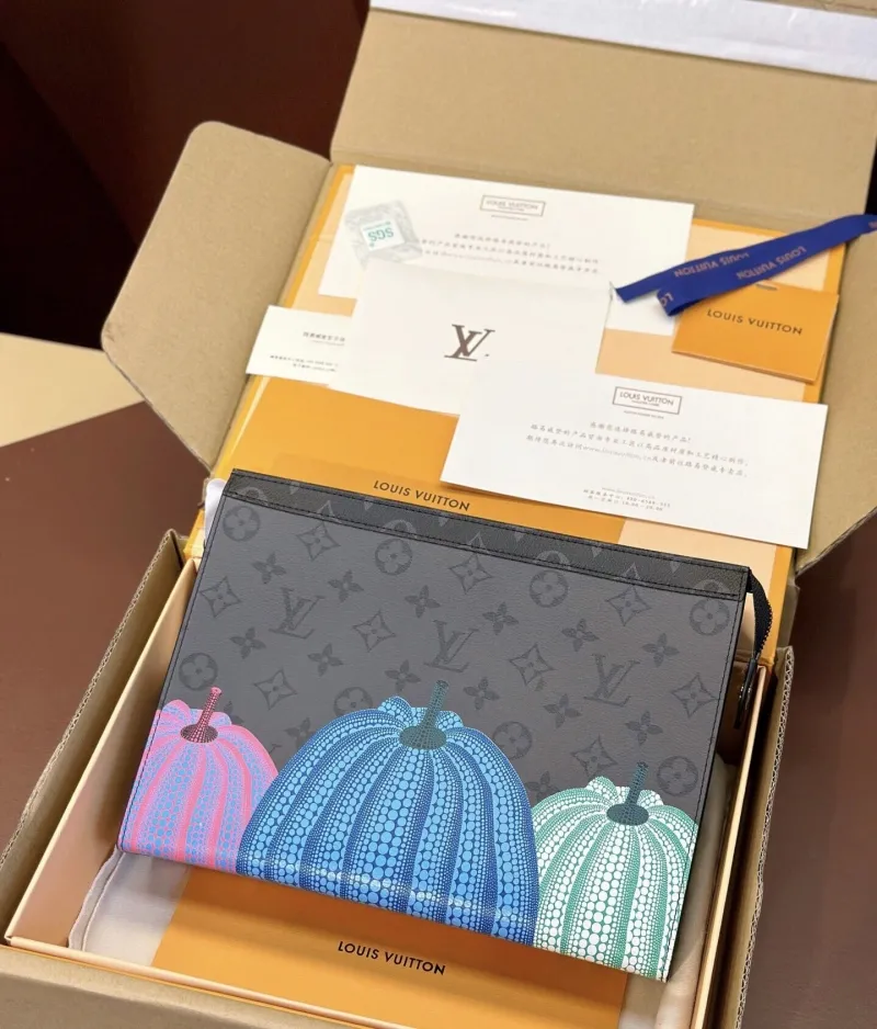 LV Clutch Bags-137