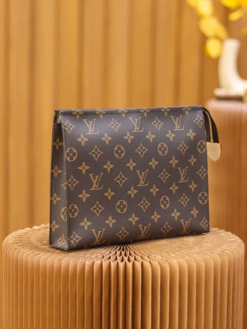 LV Clutch Bags-138 - Image 3