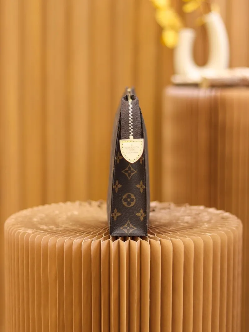 LV Clutch Bags-138 - Image 6