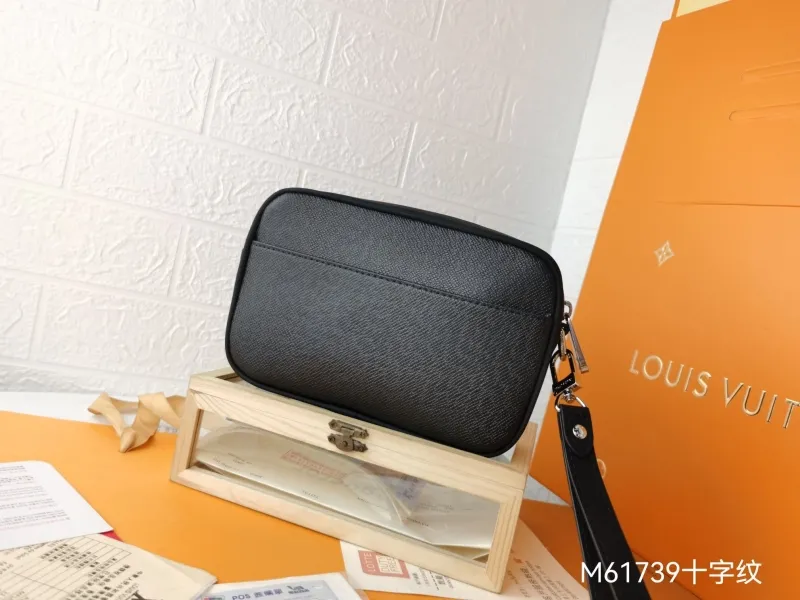 Alternative view of LV Clutch Bags-151