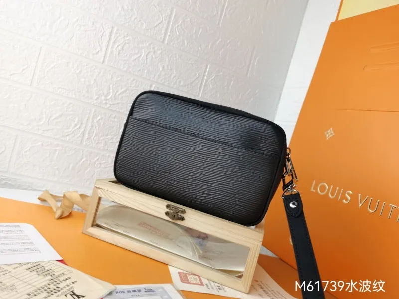 Alternative view of LV Clutch Bags-152