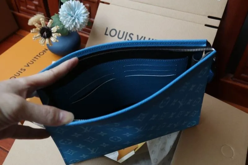 LV Clutch Bags-154 - Image 7