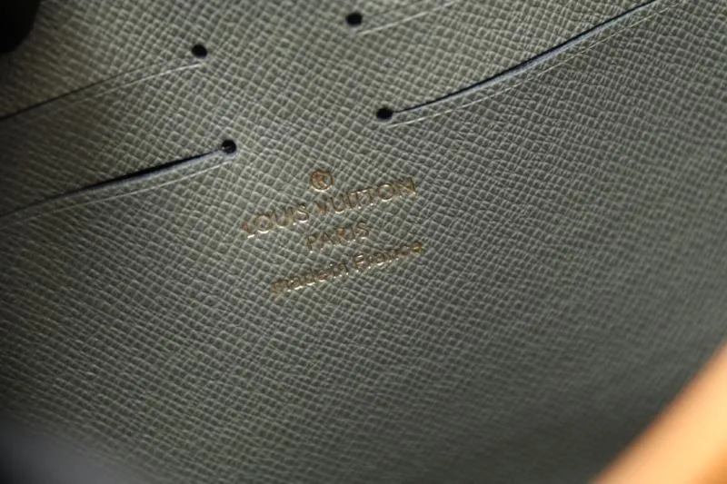 LV Clutch Bags-159 - Image 9