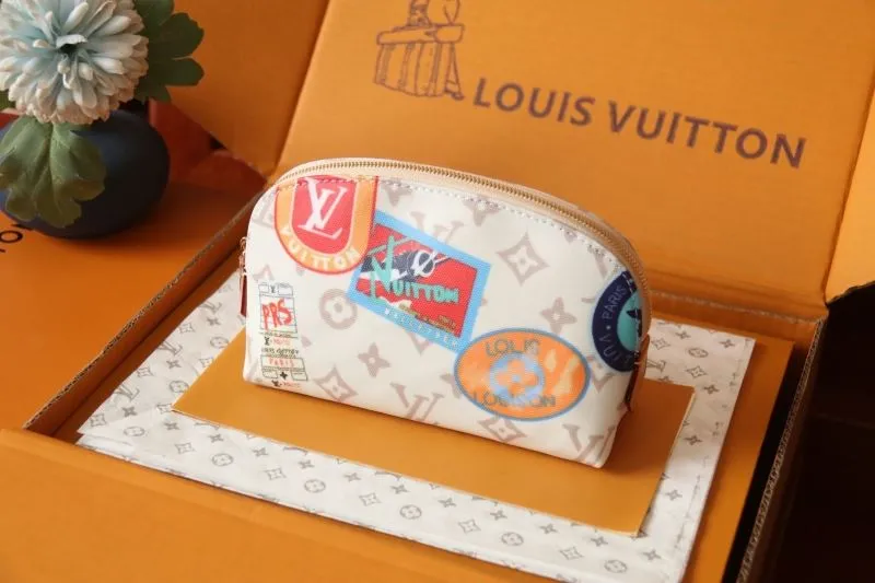 LV Clutch Bags-171