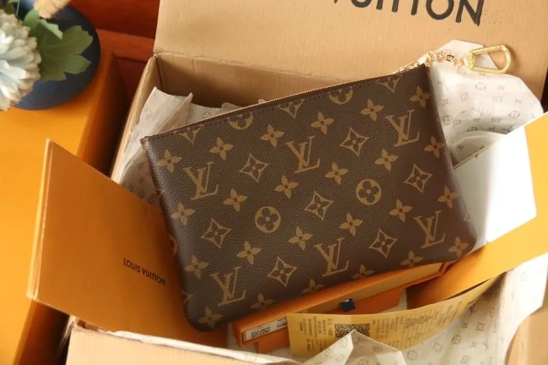 Alternative view of LV Clutch Bags-173