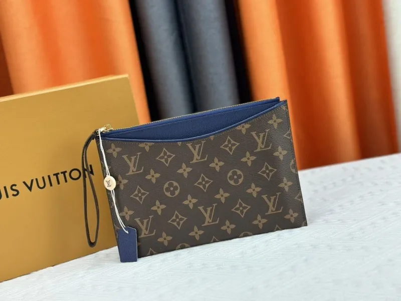 LV Clutch Bags-183