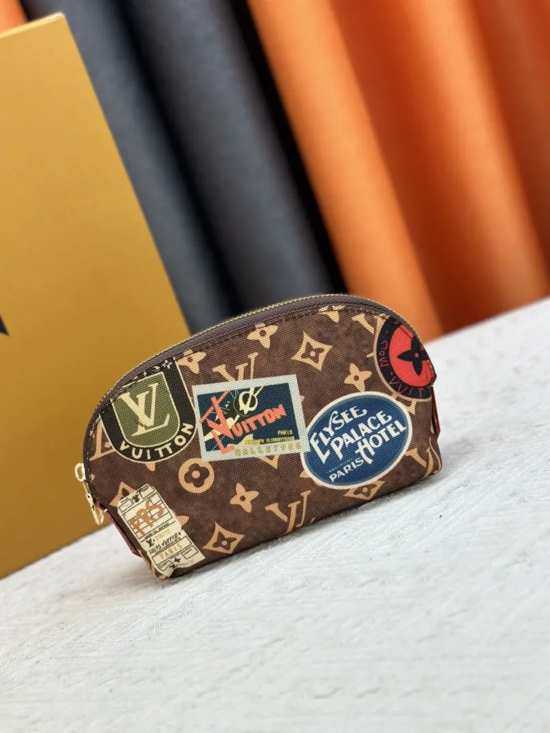 LV Clutch Bags-188