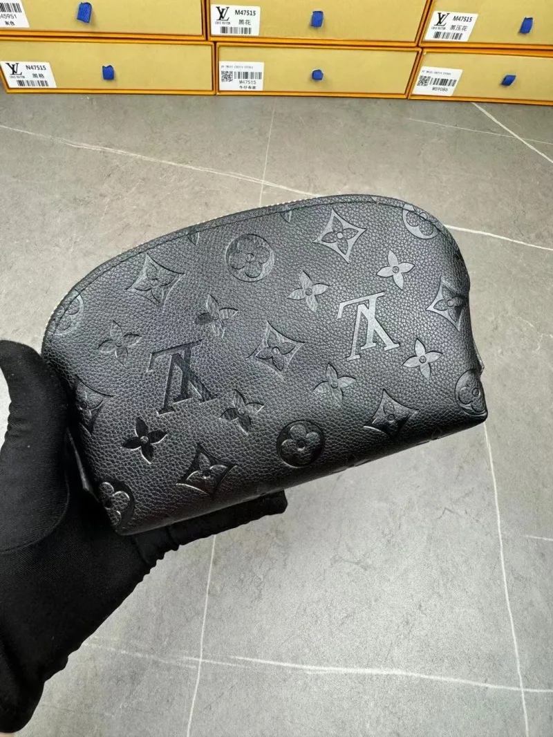 LV Clutch Bags-190