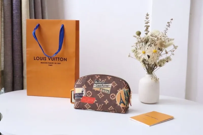 LV Clutch Bags-197
