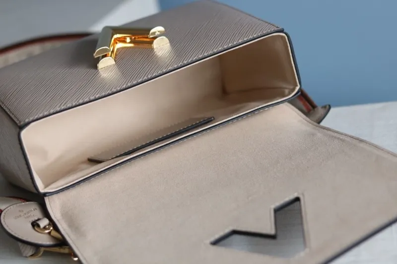 Alternative view of LV Twist Denim Bags-107