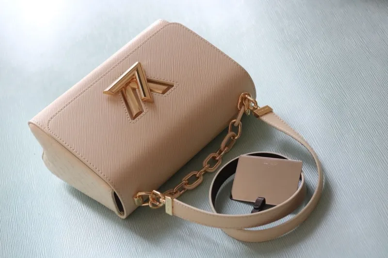 Alternative view of LV Twist Denim Bags-132