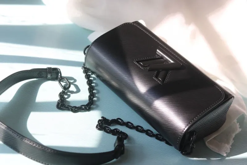 Alternative view of LV Twist Denim Bags-143