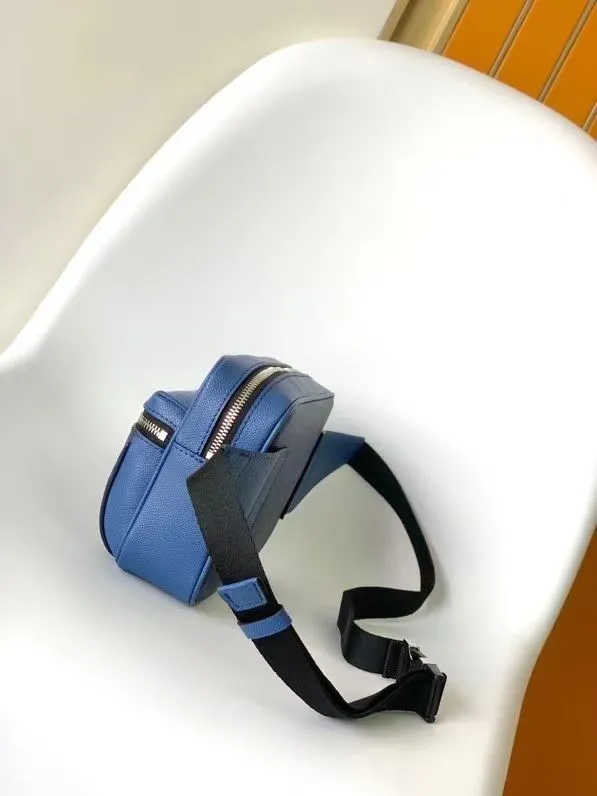 Alternative view of LV Waist & Chest Packs-19