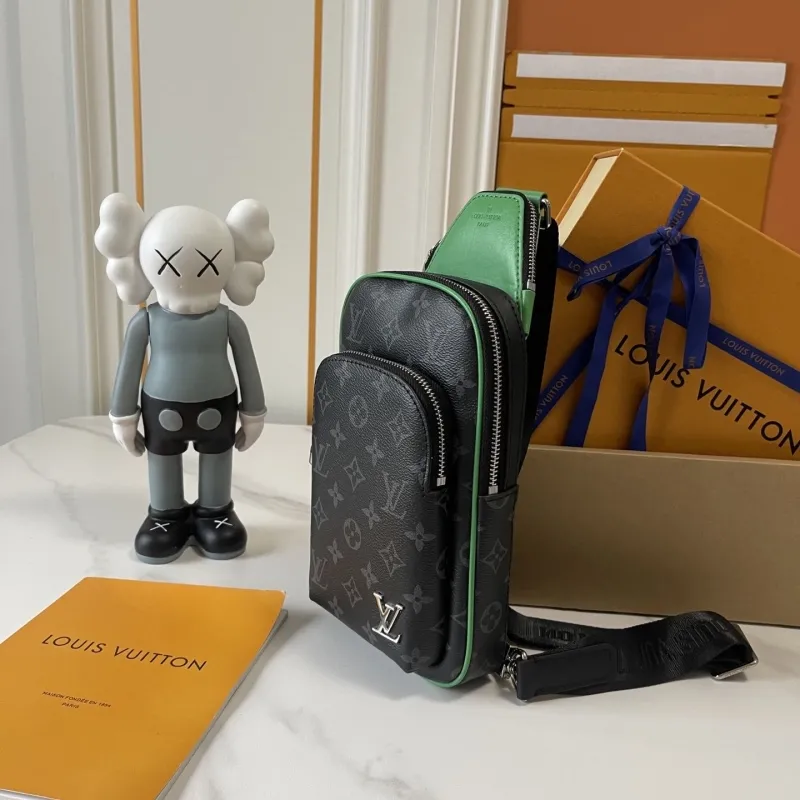Alternative view of LV Waist & Chest Packs-28