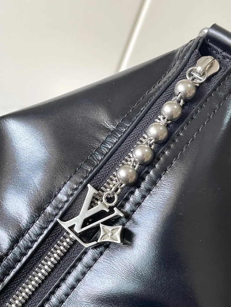 LV Waist & Chest Packs-54 - Image 7