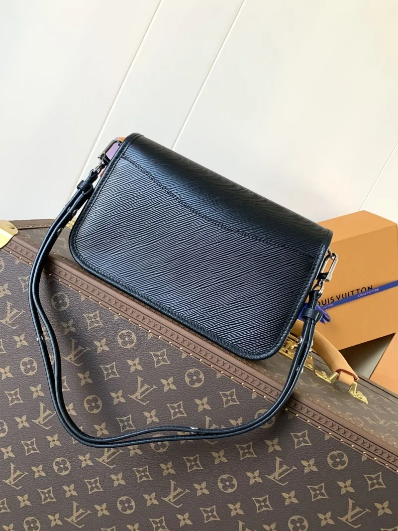 Alternative view of LV Waist & Chest Packs-66
