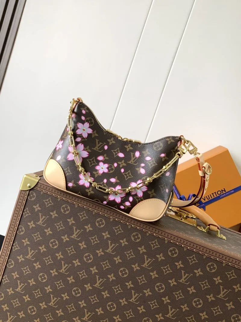 LV Waist & Chest Packs-67