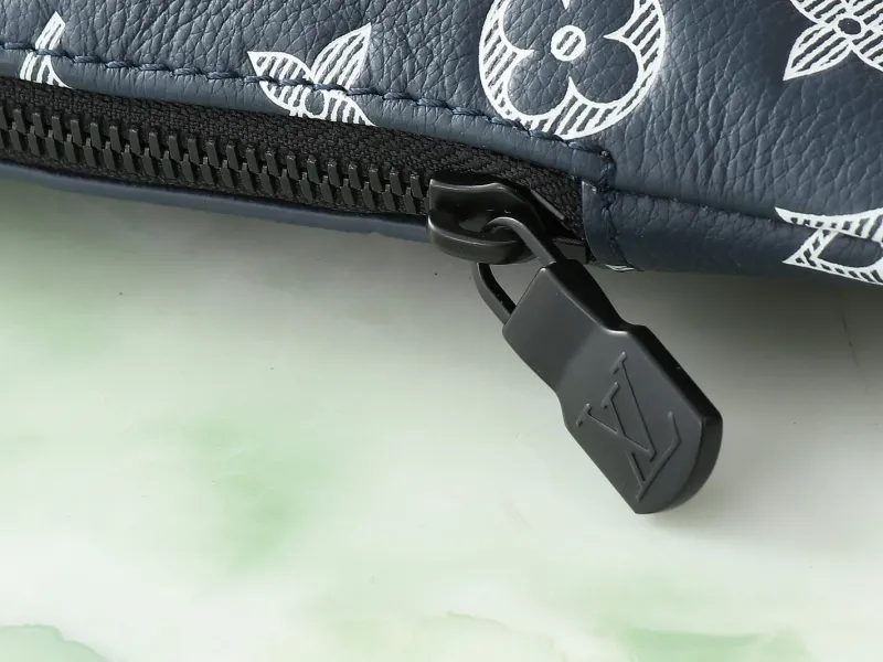 Alternative view of LV Waist & Chest Packs-81