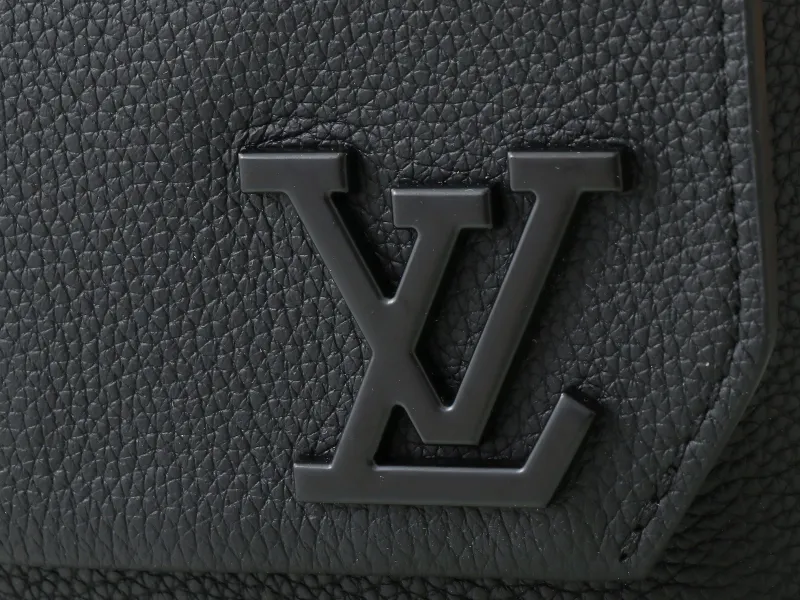 LV Waist & Chest Packs-83 - Image 6