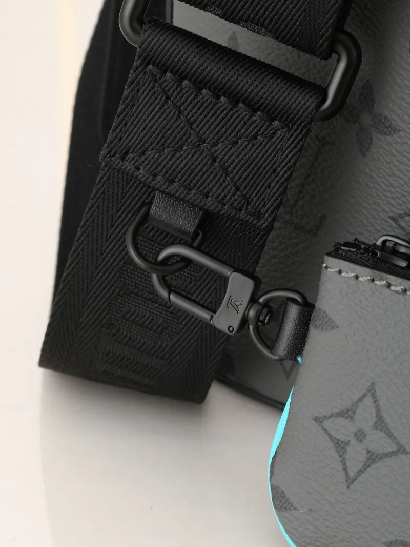 Alternative view of LV Waist & Chest Packs-91