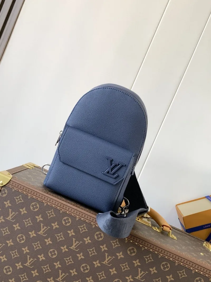 LV Waist & Chest Packs-118