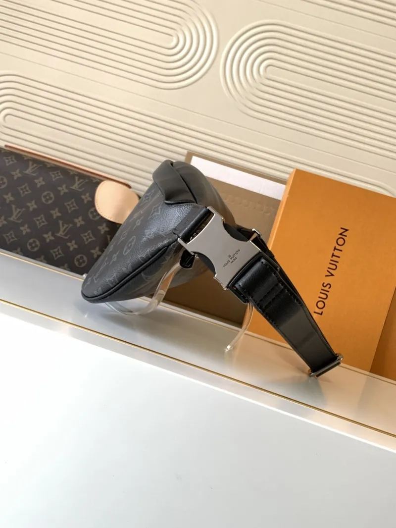 Alternative view of LV Waist & Chest Packs-132