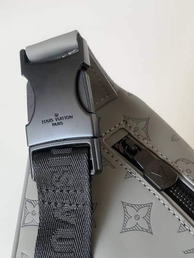 LV Waist & Chest Packs-138 - Image 5