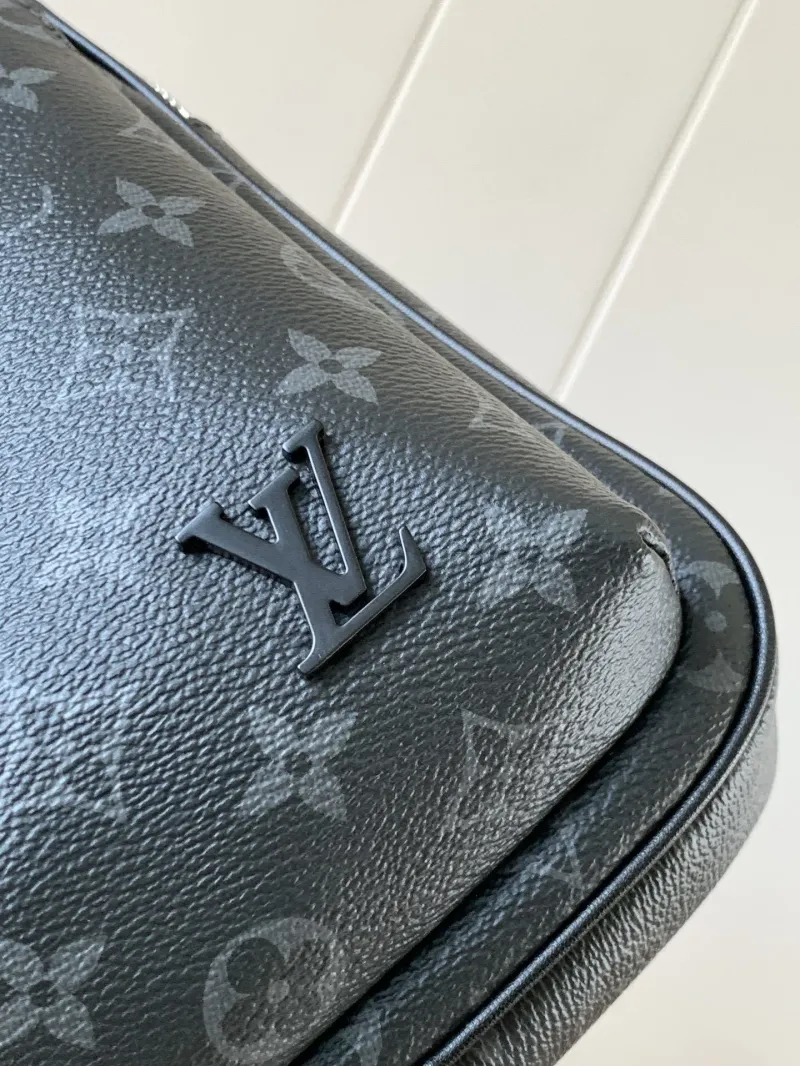 LV Waist & Chest Packs-140 - Image 5