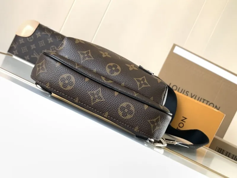 LV Waist & Chest Packs-141 - Image 4